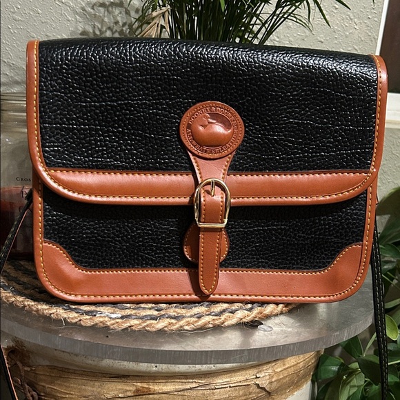 Dooney & Bourke Handbags - Dooney & Bourke Black and Brown Crossbody Bag